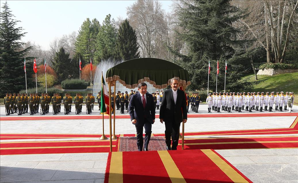 Başbakan Davutoğlu İran'da