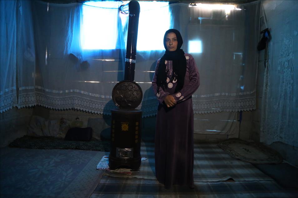Syrian women take shelter in Turkey's Hatay