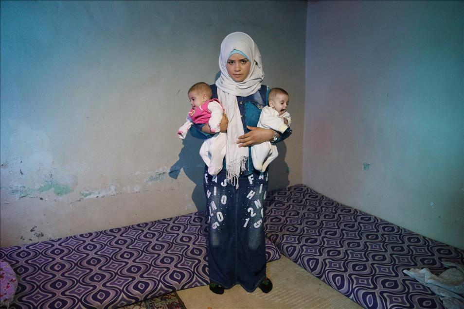Syrian women take shelter in Turkey's Hatay