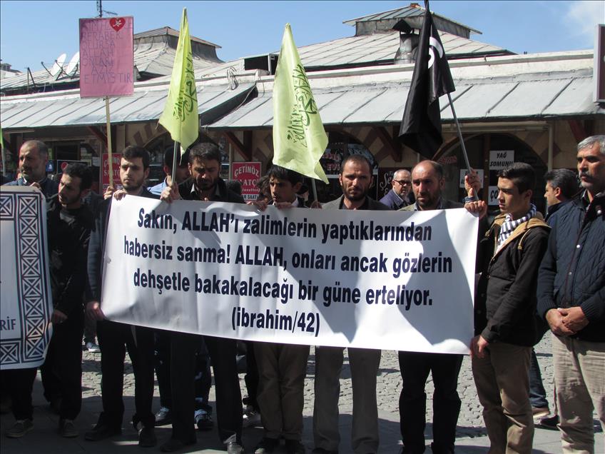 Konya'da STK'lardan "karikatür" tepkisi