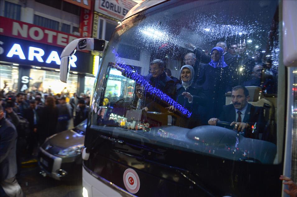 Başbakan Davutoğlu Van'da