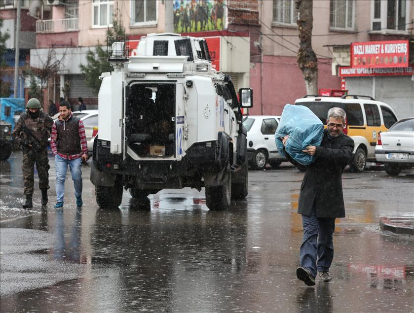 Bağlar'daki sokağa çıkma yasağı