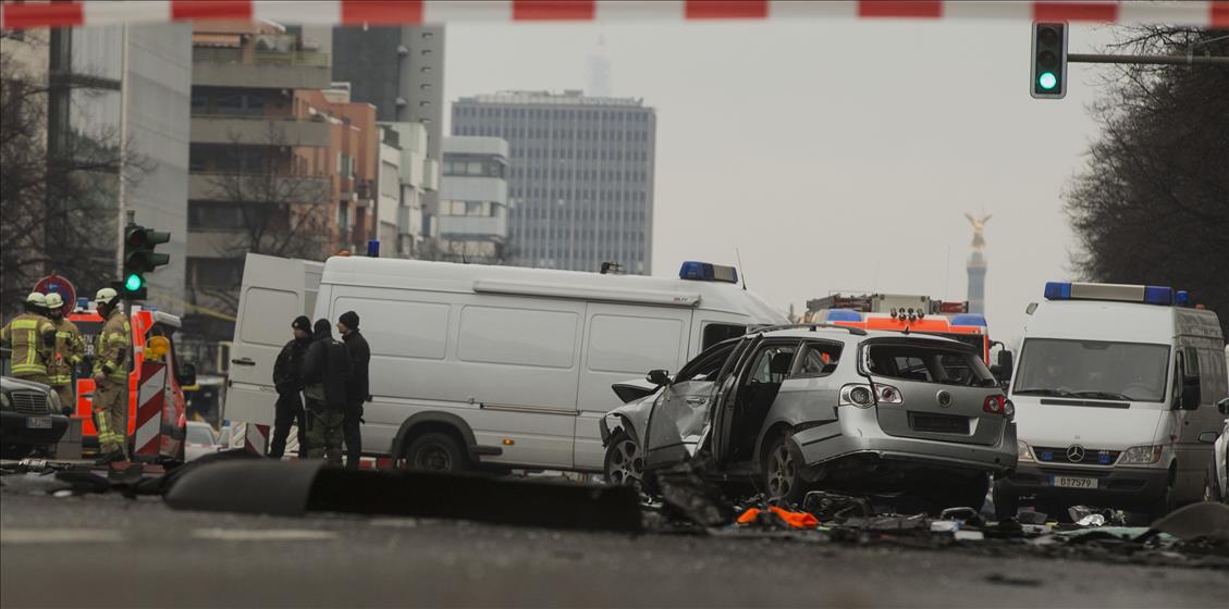 Almanya’da otomobilde patlama: 1 ölü
