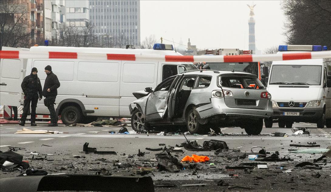 Almanya’da otomobilde patlama: 1 ölü
