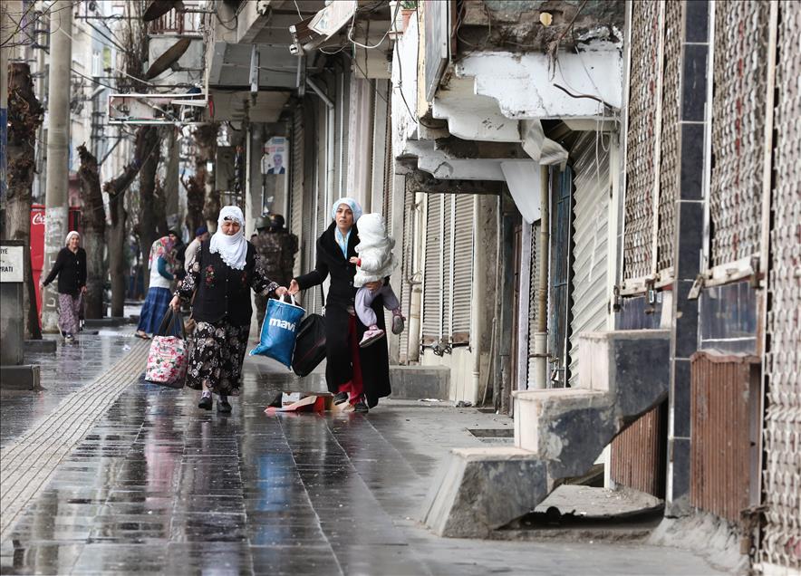 Bağlar'daki sokağa çıkma yasağı