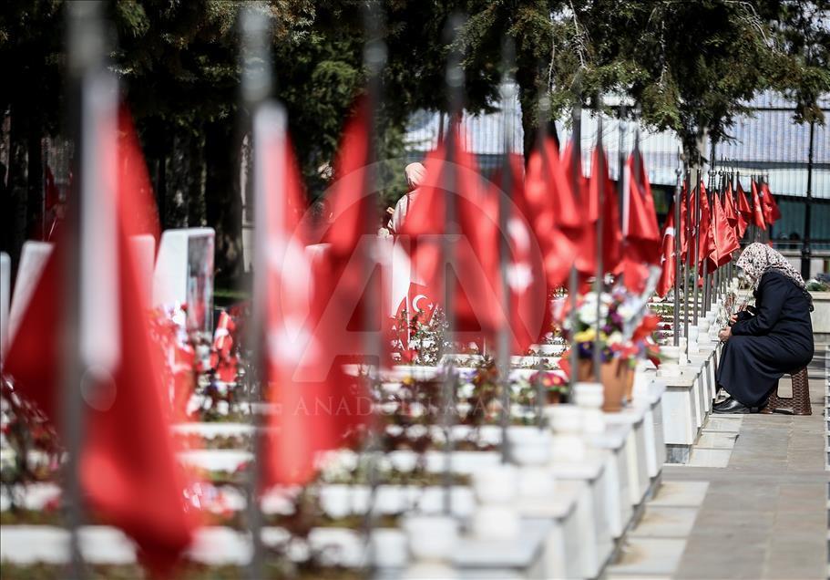 Şehitleri Anma Günü ve Çanakkale Deniz Zaferi'nin 101. yılı
