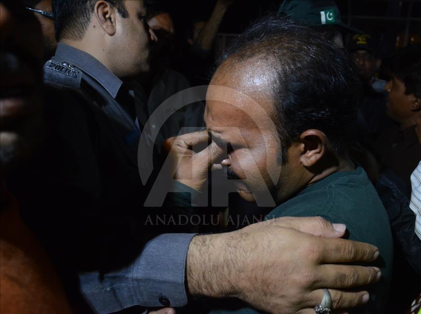 At least 70 killed by suicide blast in Pakistan's Lahore