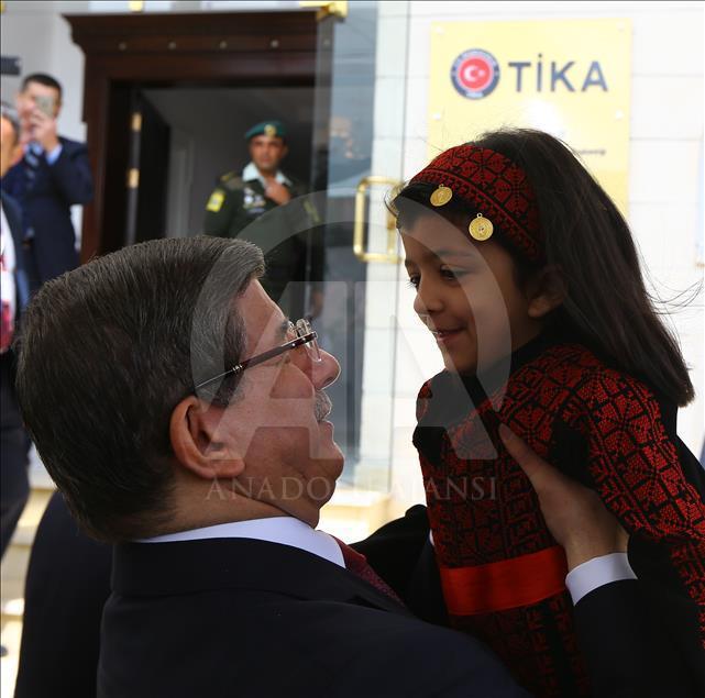 Başbakan Davutoğlu Ürdün'de