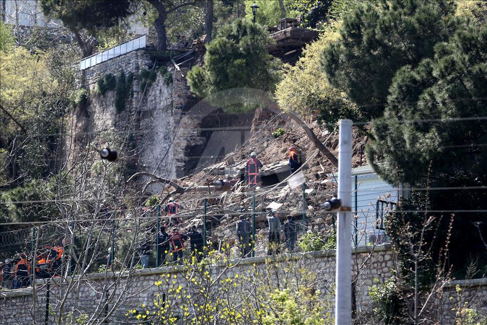 Gülhane Parkı'nda çay bahçesinin duvarı çöktü