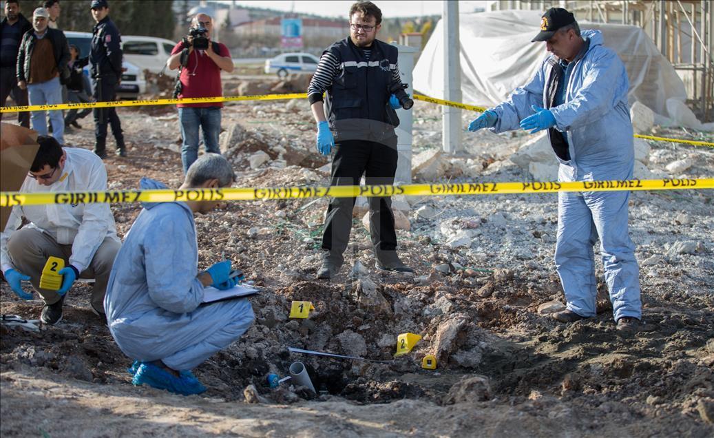 Rocket projectiles' from Syria hit Turkey's Kilis