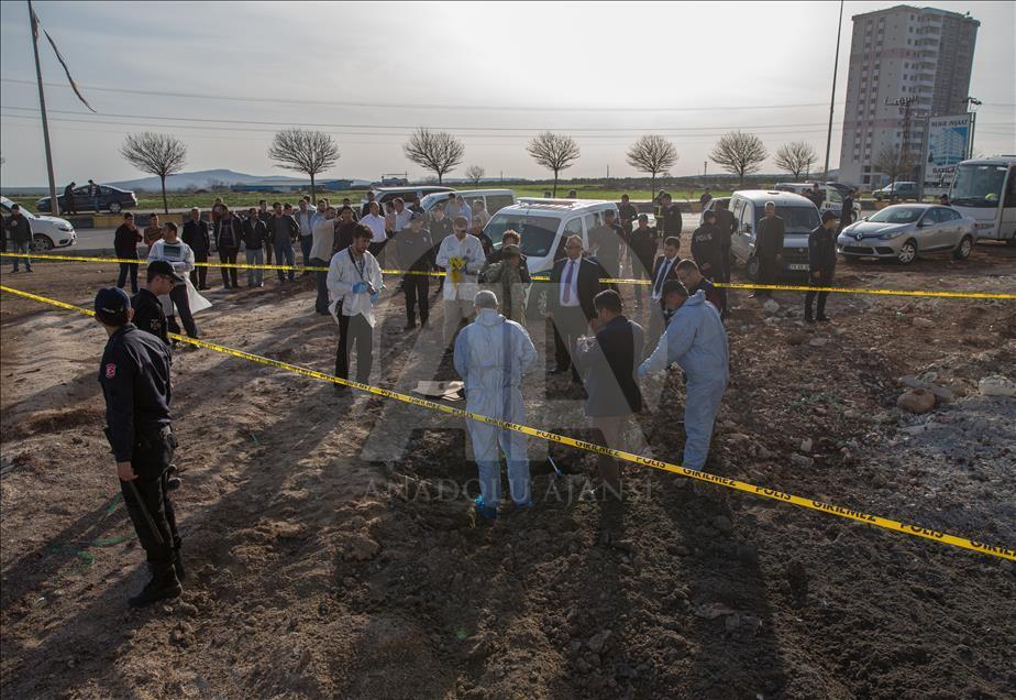 Rocket projectiles' from Syria hit Turkey's Kilis