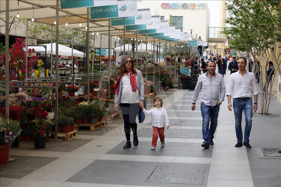 "Lübnan Çiçek Pazarı" açıldı 