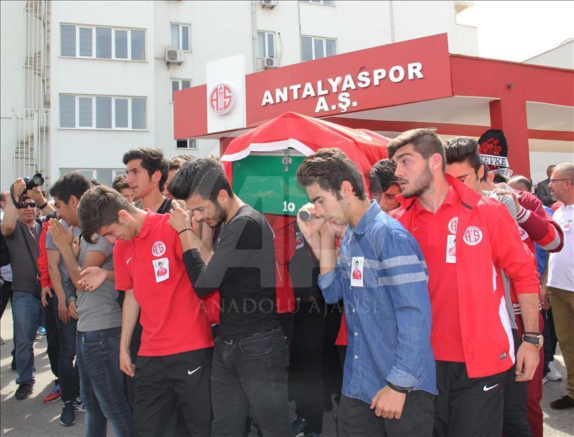 Antalyaspor oyuncusu son yolculuğuna uğurlandı