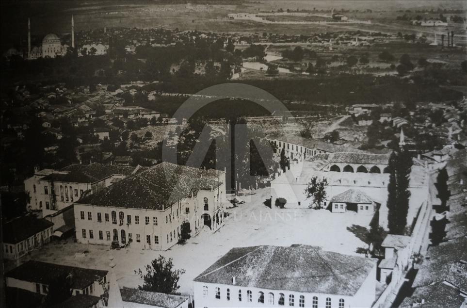 Sultan Abdülhamid'in fotoğraf koleksiyonu albümde toplandı