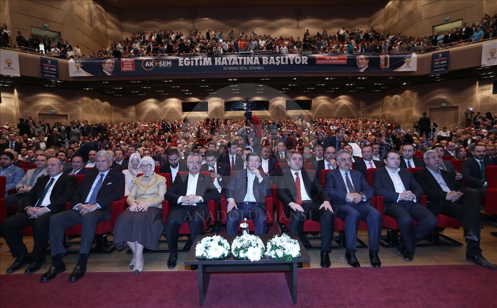 Başbakan Davutoğlu İstanbul'da