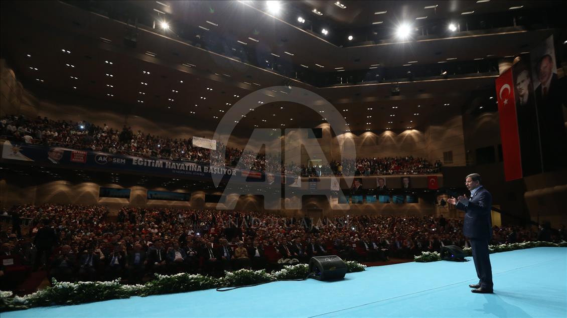 Başbakan Davutoğlu İstanbul'da