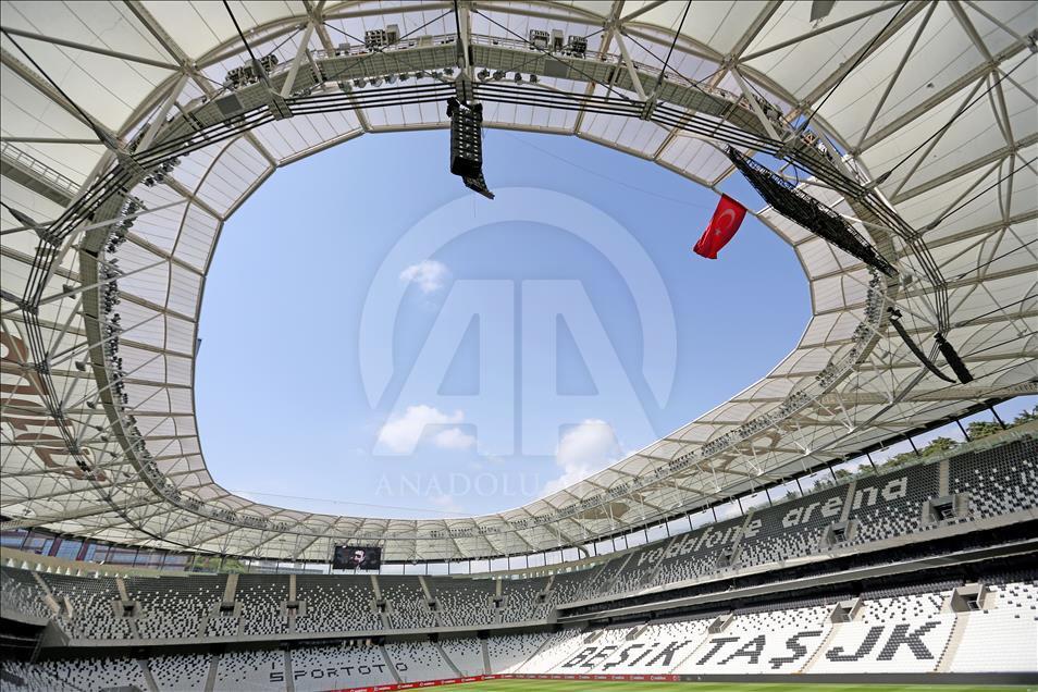 Vodafone Arena açılıyor
