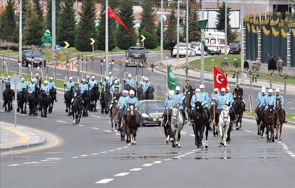 Turkish President Erdogan and Saudi King Salman bin Abdulaziz meet in Ankara