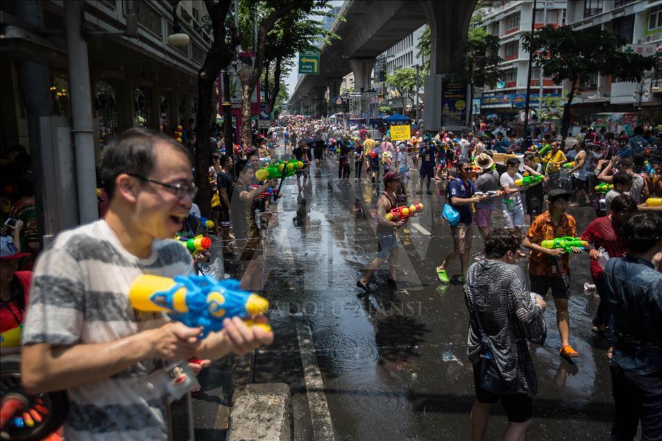 Tayland'da Songkran Festivali