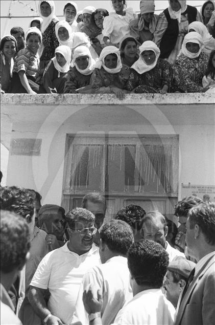 Fotoğraflarla 8. Cumhurbaşkanı Turgut Özal