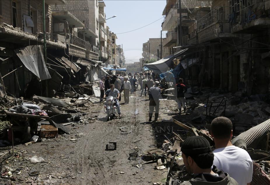 Syrian army attack hits a bazaar in Idlib