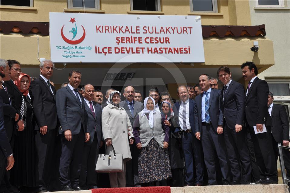 Çamurlu ayakkabılarıyla girmediği hastaneye adı verildi