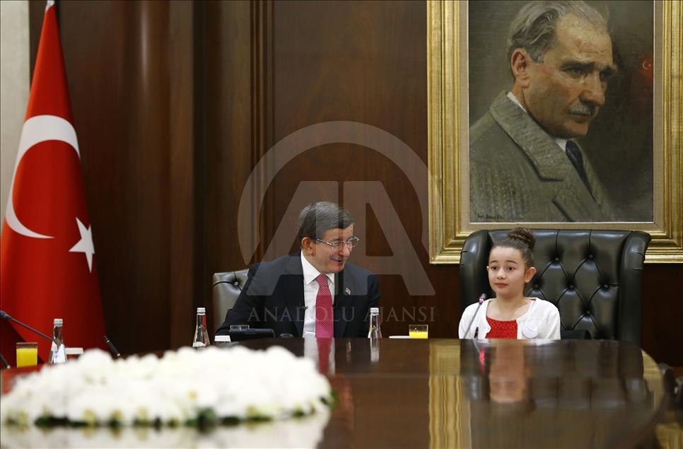 Başbakan Ahmet Davutoğlu