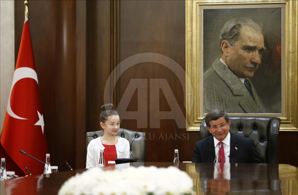 Başbakan Ahmet Davutoğlu