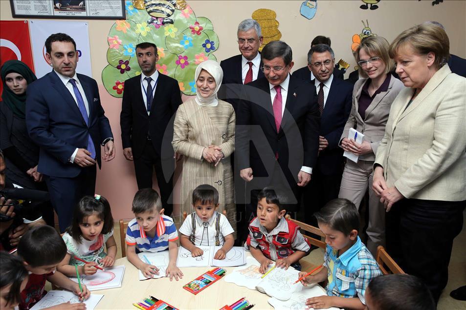 Başbakan Davutoğlu ve Almanya Başbakanı Merkel Gaziantep' te