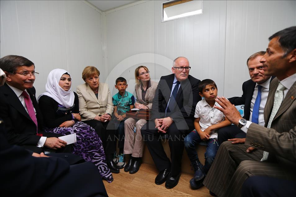 Başbakan Davutoğlu ve Almanya Başbakanı Merkel Gaziantep' te