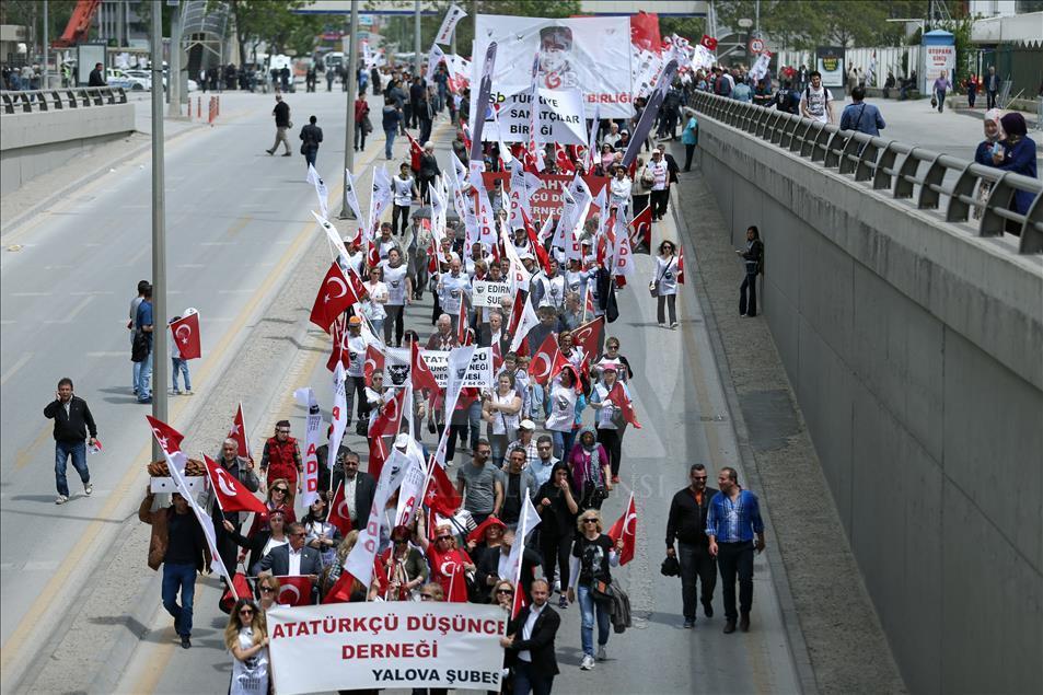 Atatürk'çü Düşünce Derneği 'Teröre Karşı Birlik Yürüyüşü' düzenledi