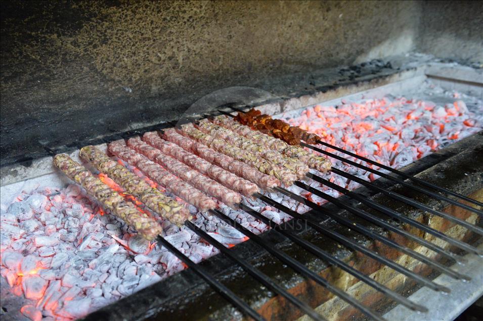 Damaklar bu kebabı 11 ay bekliyor
