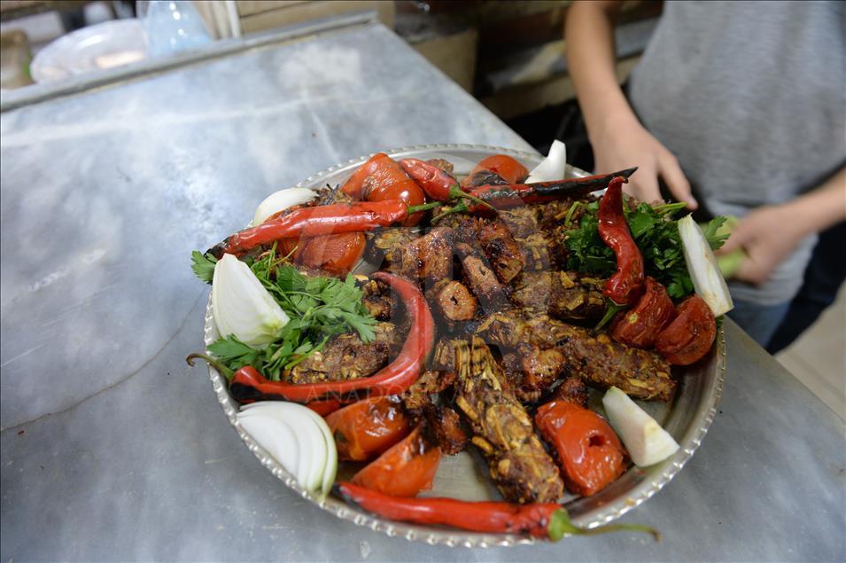 Damaklar bu kebabı 11 ay bekliyor