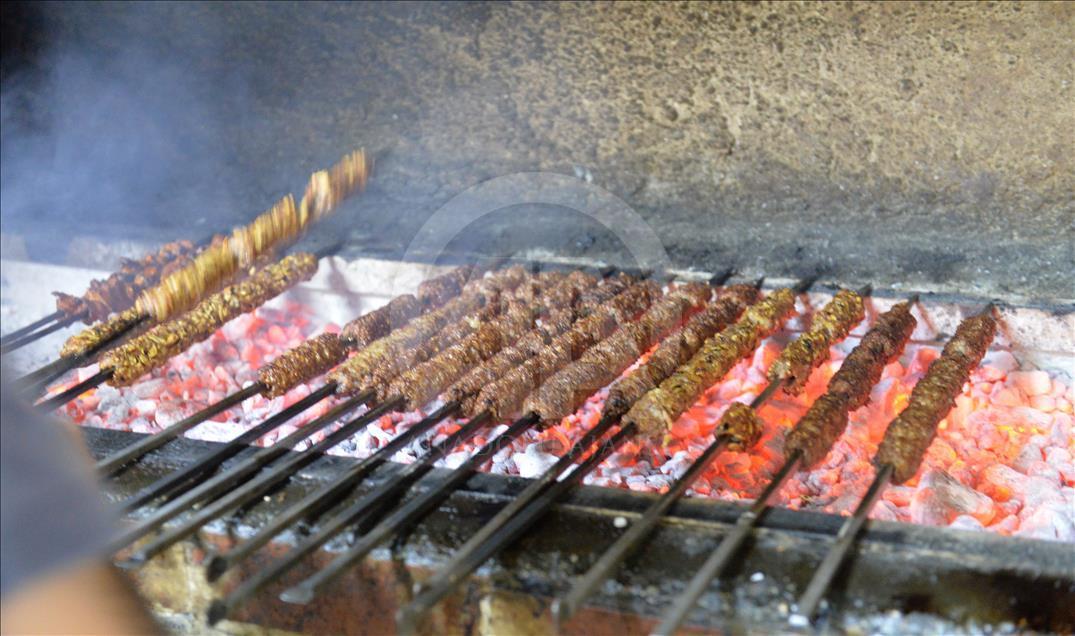 Damaklar bu kebabı 11 ay bekliyor