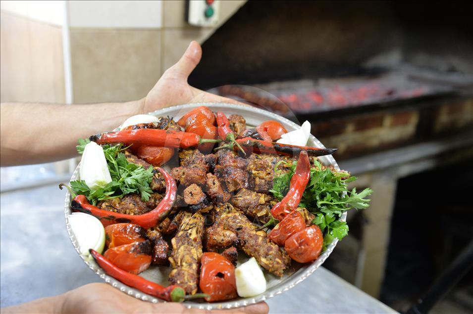 Damaklar bu kebabı 11 ay bekliyor