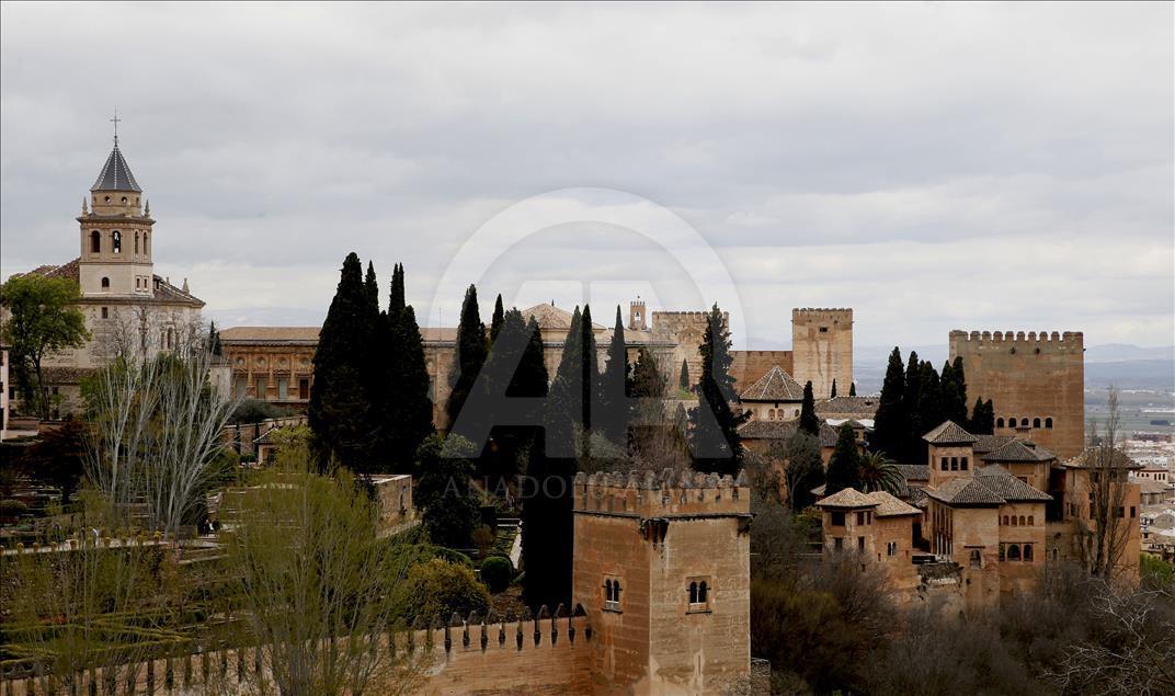 Аль-Хамра - дворец из сказок «Тысячи и одной ночи»