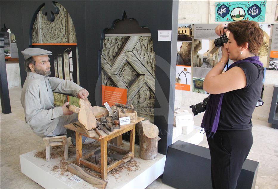 Sosyal medya fenomenleri Şanlıurfa'yı fotoğrafladı
