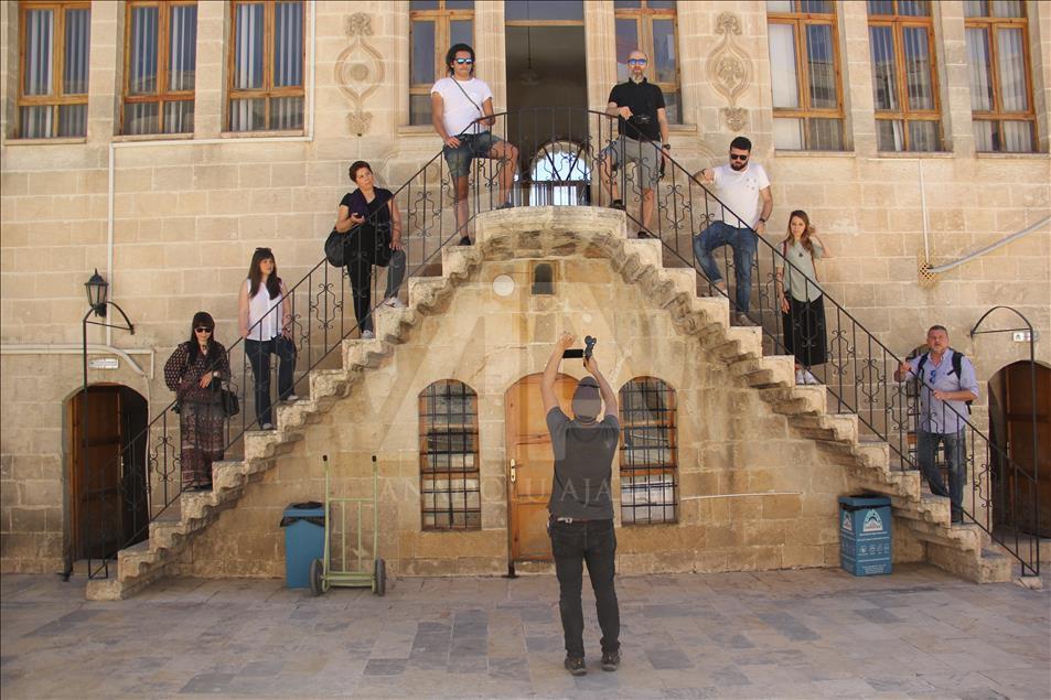 Sosyal medya fenomenleri Şanlıurfa'yı fotoğrafladı