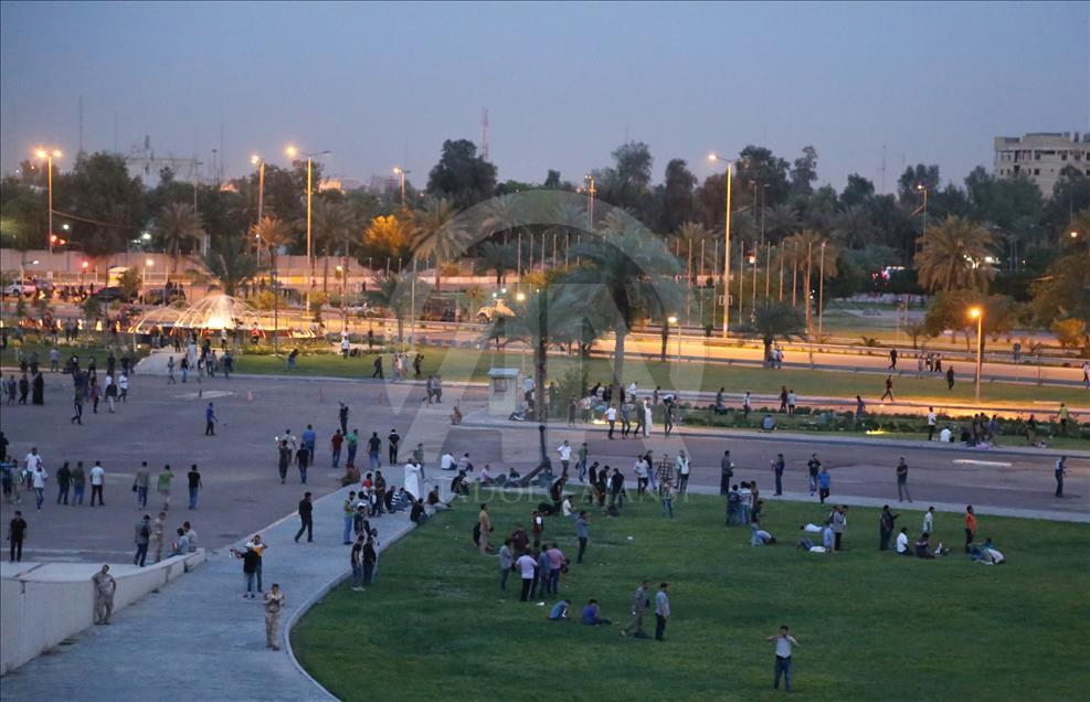 Sadr supporters storm Baghdad's Green Zone