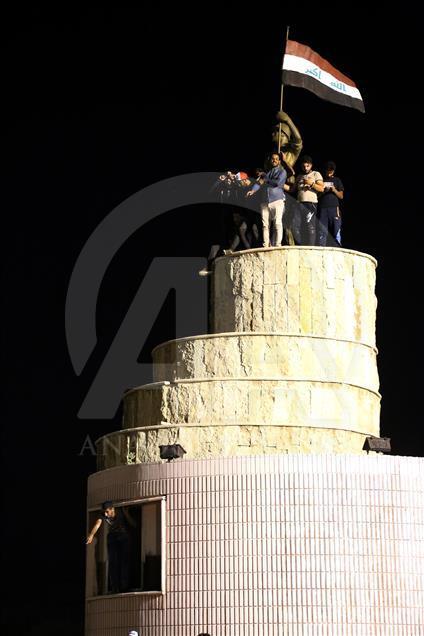 Sadr supporters storm Baghdad's Green Zone