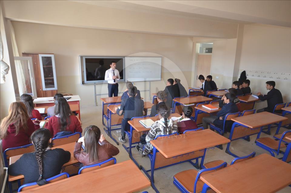Teröristlerin yaktığı lisedeki tahribat ortaya çıktı