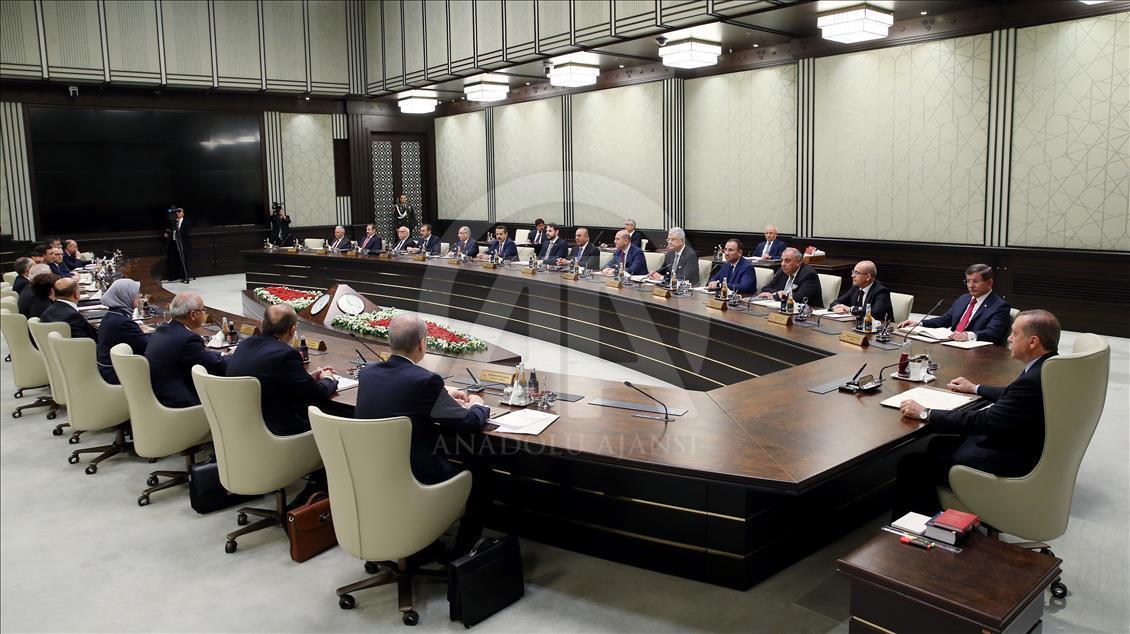 Cumhurbaşkanı Erdoğan, Bakanlar Kurulunu topladı
