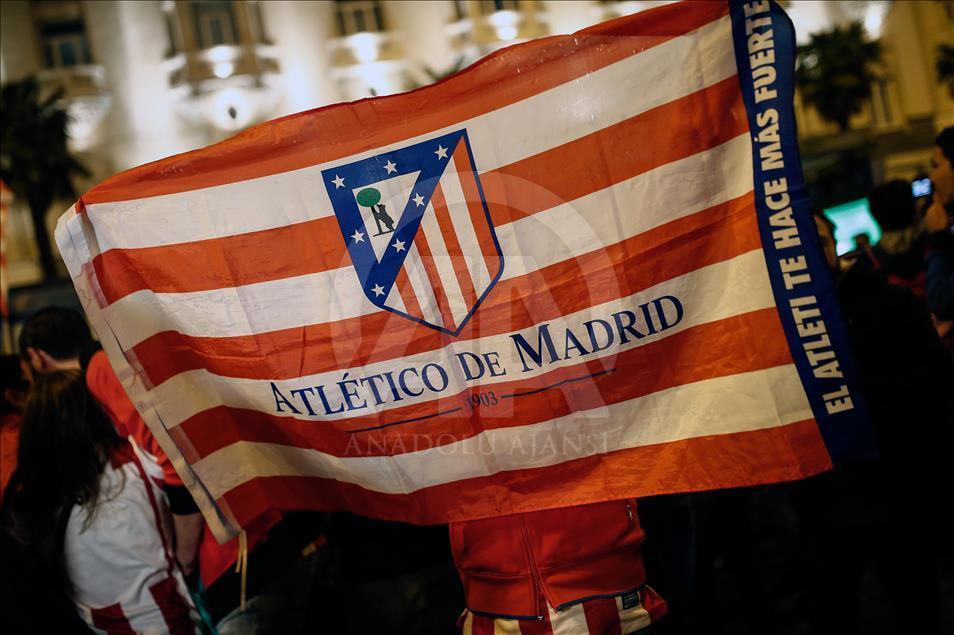 Atletico Madrid fans celebrate the Victory in Madrid