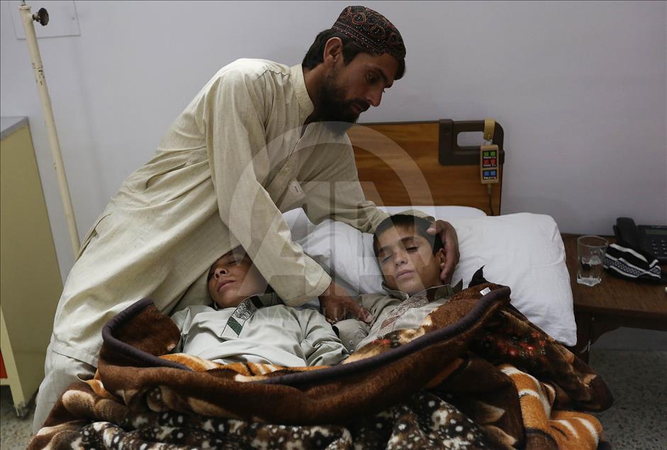 2 Pakistani siblings who become paralyzed each night