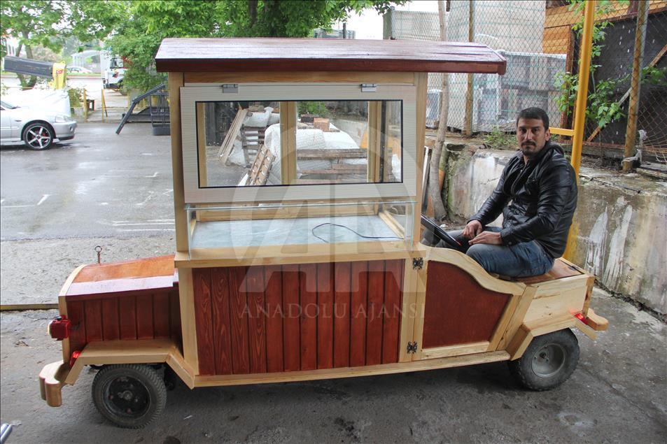 Kirayı fazla bulan esnaf "mobil dükkan" tasarladı
