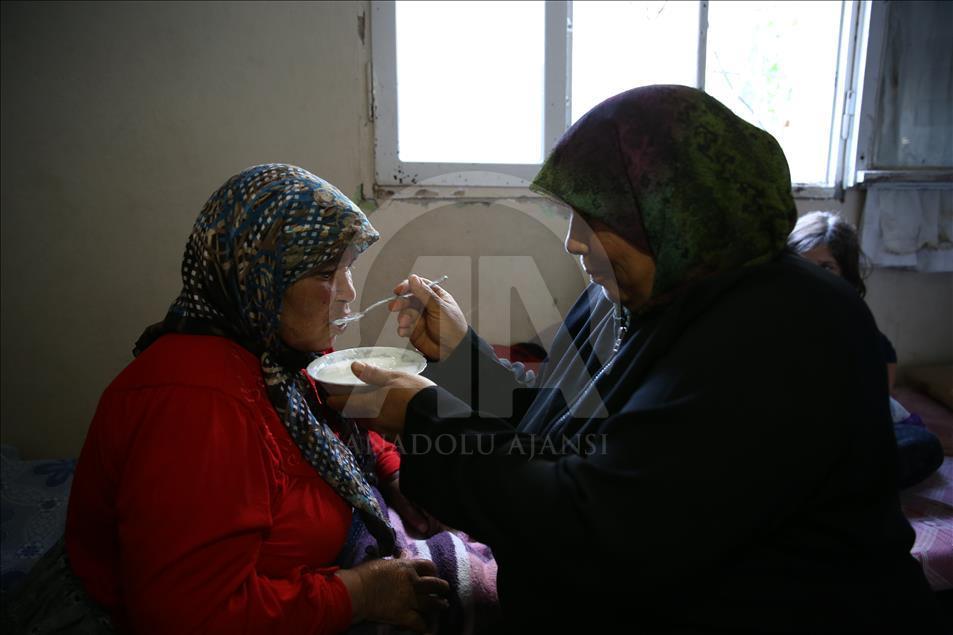 Hayatını Suriyeli kadınlara adadı