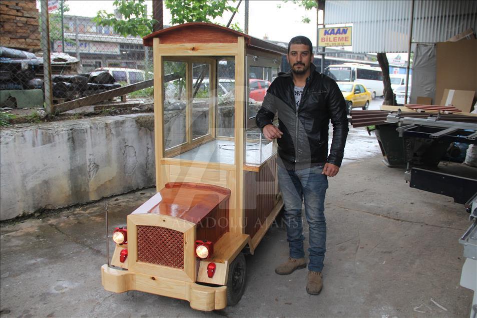 Kirayı fazla bulan esnaf "mobil dükkan" tasarladı