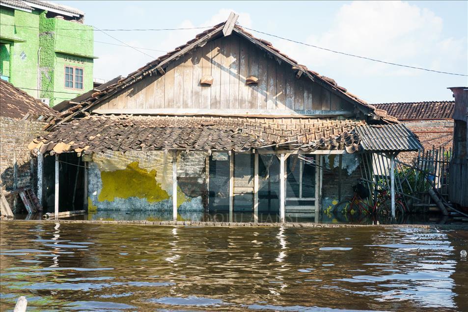 Floods in Indonesia's Semarang