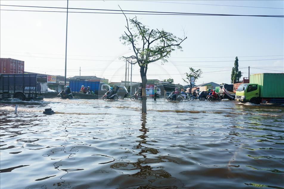 Floods In Indonesia's Semarang - Anadolu Ajansı