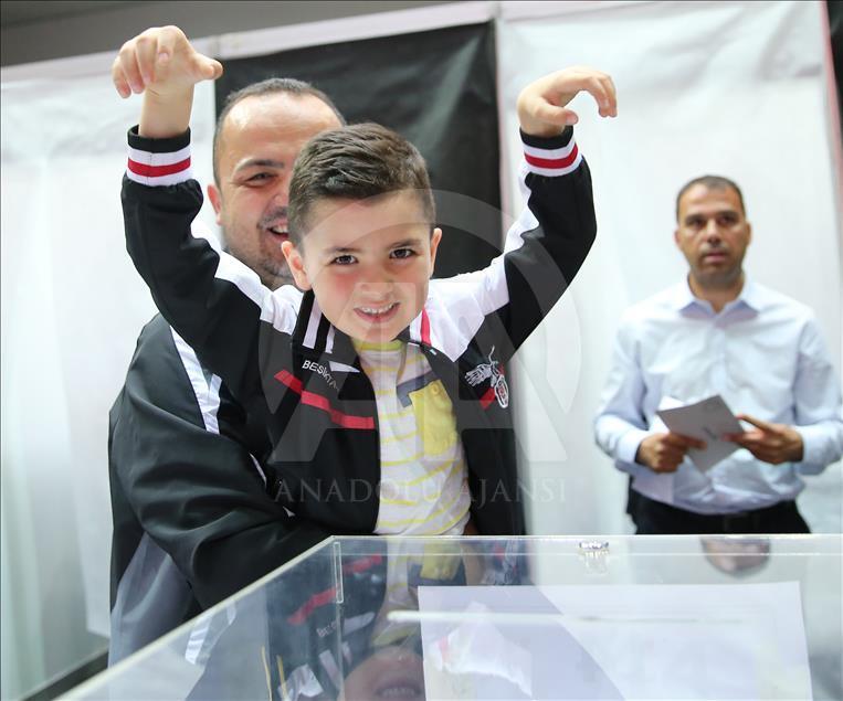 Beşiktaş Kulübünün kongresi başladı